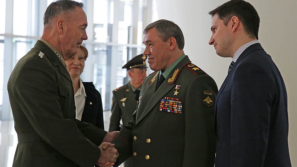 Высокопоставленные военные из РФ и США поговорили с глазу на глаз впервые за три года