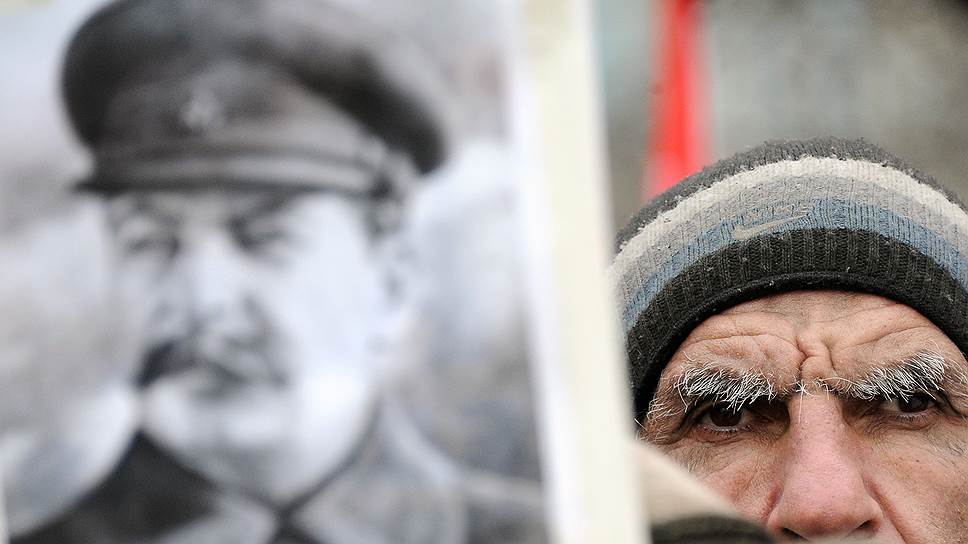 Местному парламенту предложено отозвать законопроект об увековечении памяти советского лидера