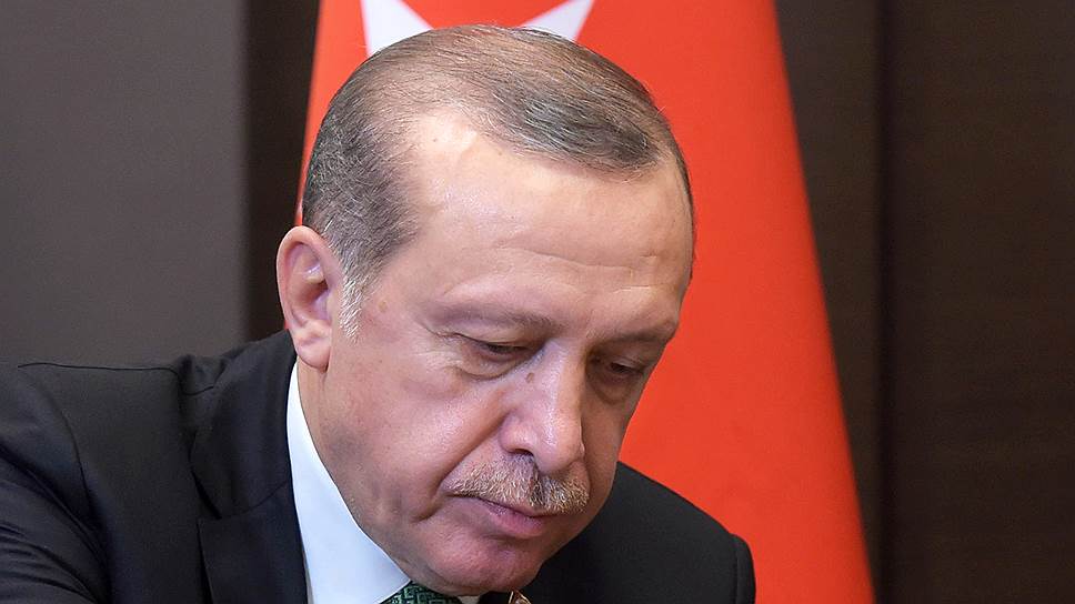 Как помидоры наносят ответный удар по Реджепу Эрдогану в резиденции Владимира Путина
