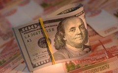 Против доллара: стоит ли покупать растущие сырьевые валюты