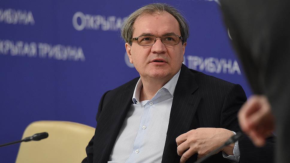 Действующего секретаря ОП Александра Бречалова в президентском списке нет