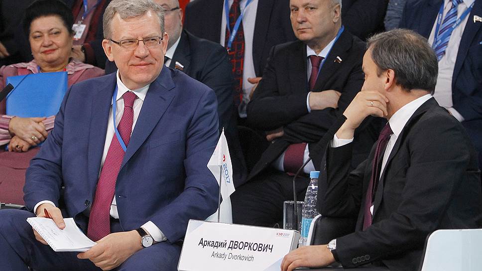 На Красноярском форуме конкурирующие проекты реформ заметно сблизились