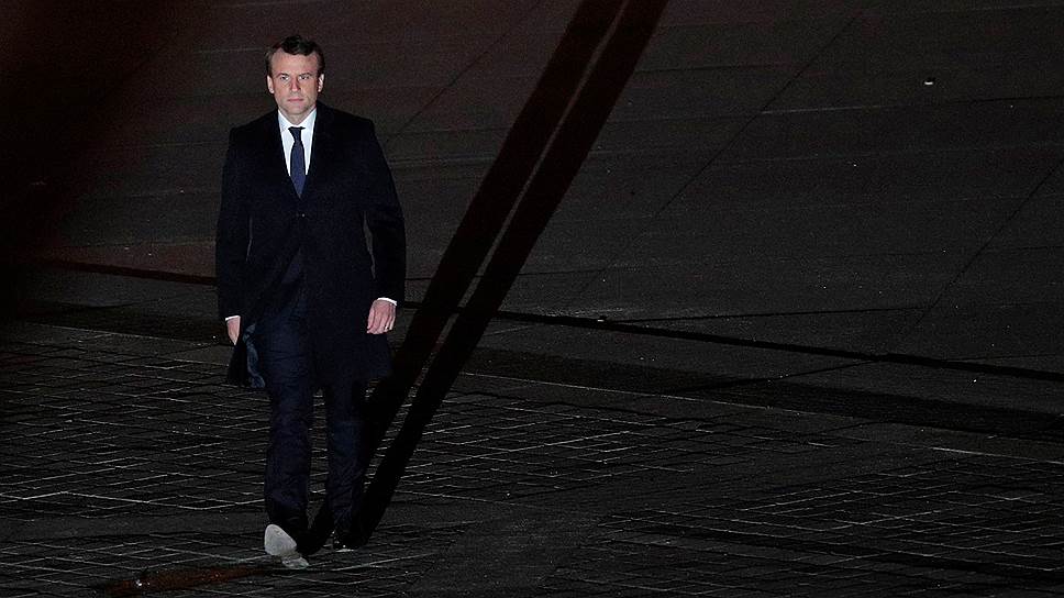 Избранный президент Франции готовится к битве за парламент